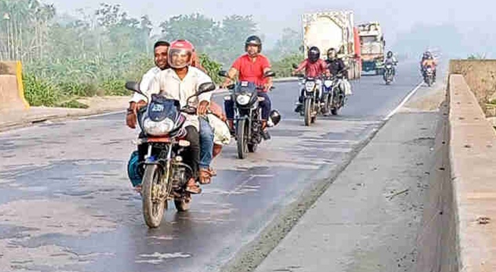 সারাদেশে মোটসাইকেল চালকদের জন্য জরুরি নির্দেশনা